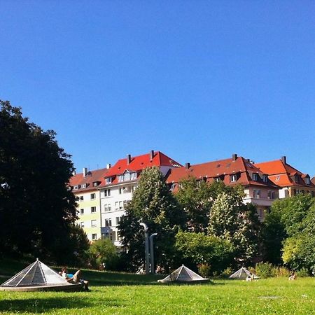Zimmer Mit Parkblick Stuttgart Exteriör bild